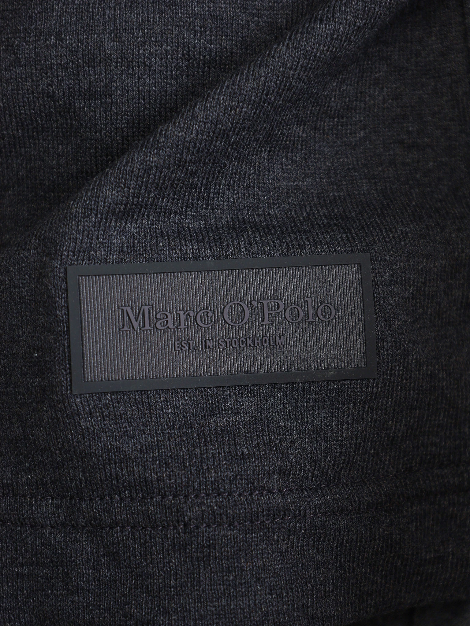 Футболка темно-серого цвета из хлопка с длинным рукавом